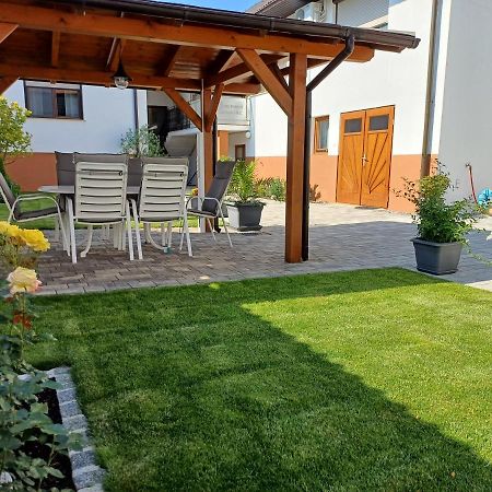 Penthouse Griemann 2 Fuer Max 4 Personen Mit Eigener Grosser Dachterrasse Zum Relaxen! Illmitz Eksteriør bilde