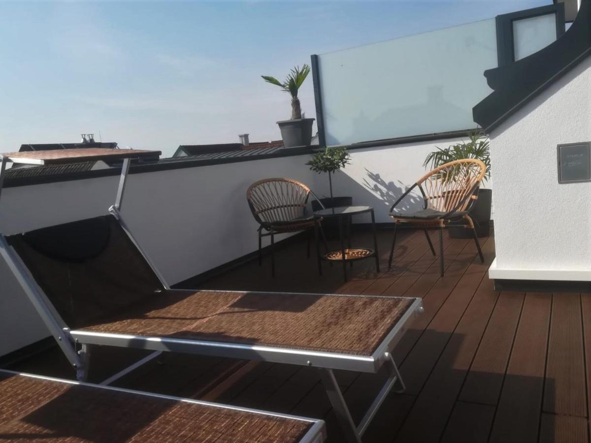 Penthouse Griemann 2 Fuer Max 4 Personen Mit Eigener Grosser Dachterrasse Zum Relaxen! Illmitz Eksteriør bilde