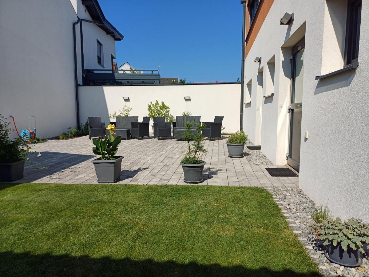 Penthouse Griemann 2 Fuer Max 4 Personen Mit Eigener Grosser Dachterrasse Zum Relaxen! Illmitz Eksteriør bilde
