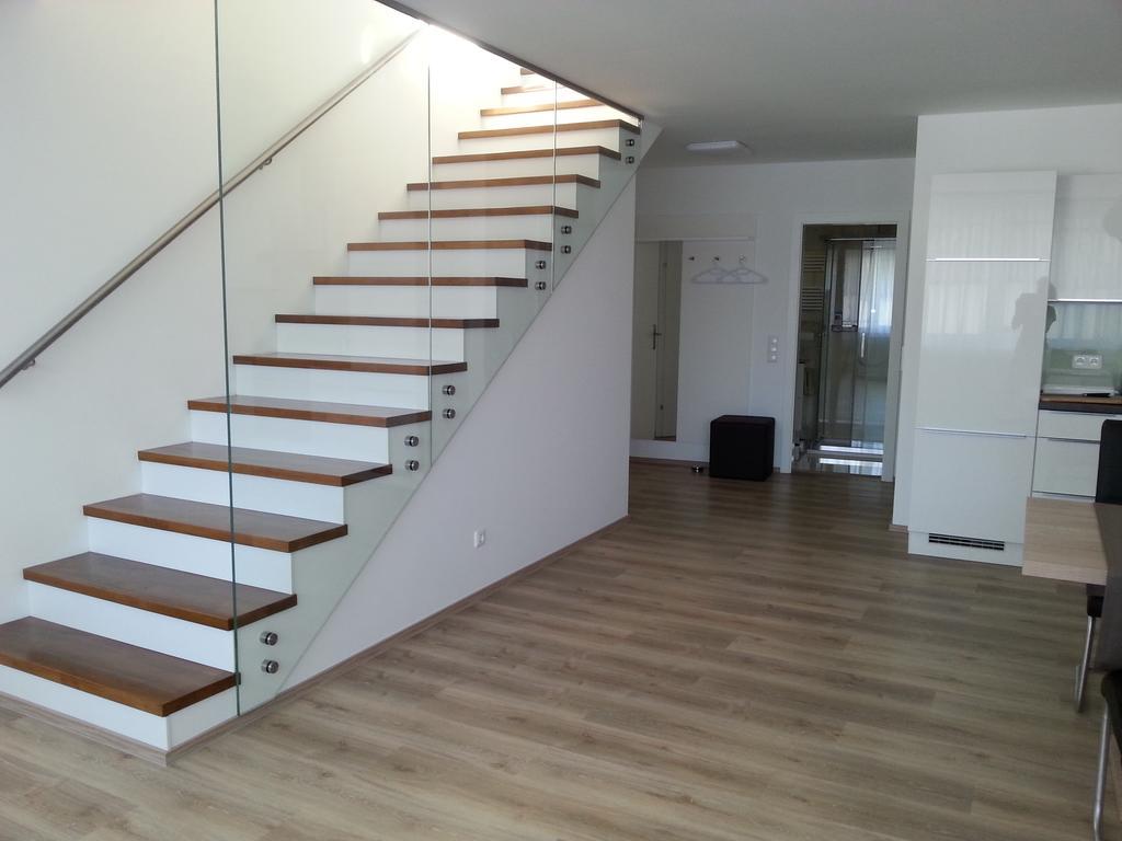 Penthouse Griemann 2 Fuer Max 4 Personen Mit Eigener Grosser Dachterrasse Zum Relaxen! Illmitz Eksteriør bilde